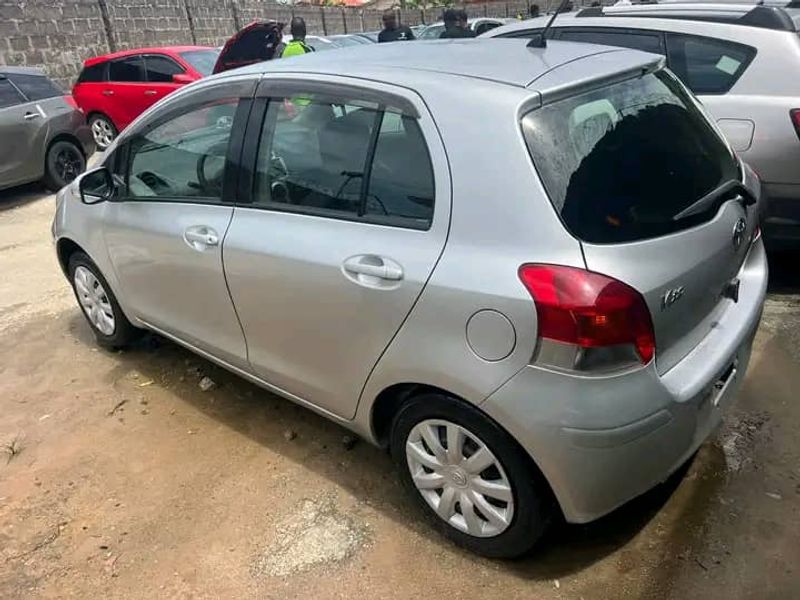 Thumbnail 2 of 2006 Toyota Yaris XR